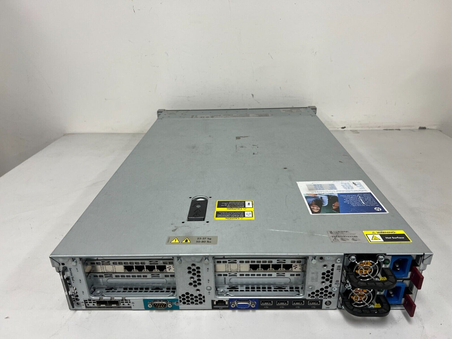 HP DL380p G8 Server 2x CPU Xeon E5-2665 @2.40GHz 256GB RAM P420i 4x 300GB SAS HD