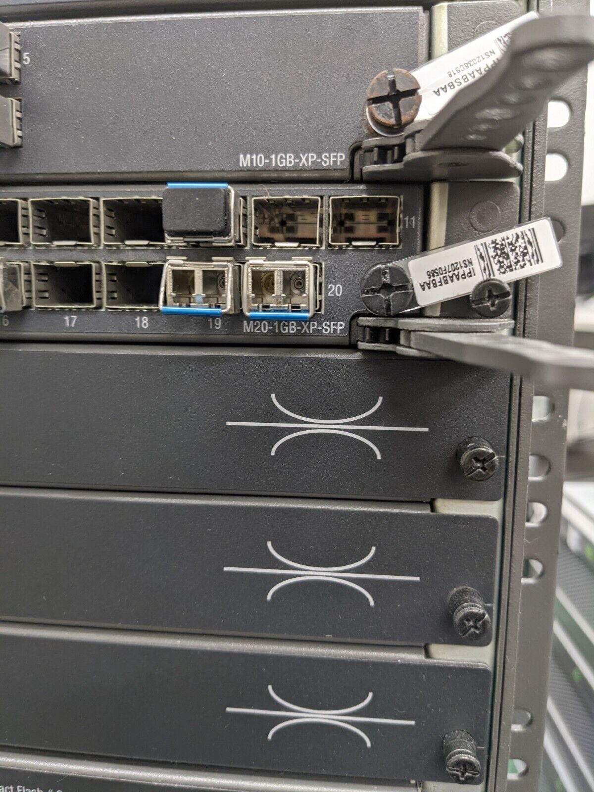 Alcatel-Lucent 7750 SR-7 Service Router IOM3-XP M20-1GB-XP-SFP SR SFM3-7 M4-10GB