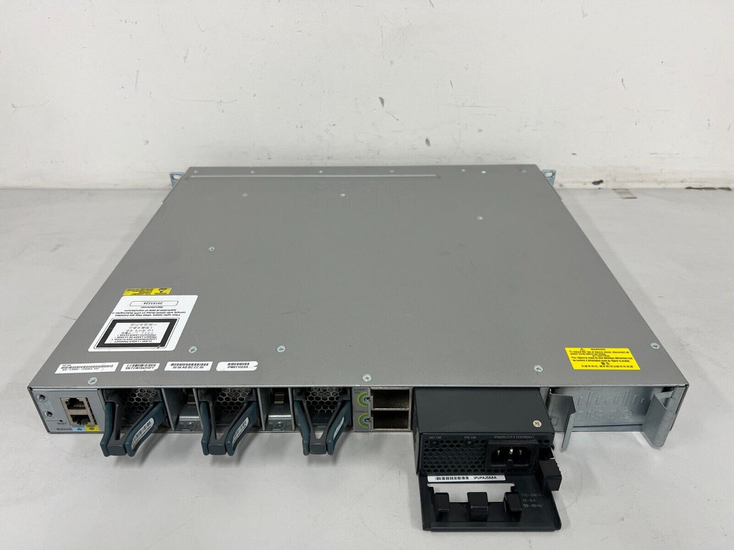 Cisco WS-C3850-12X48U-L Switch 48 Port Gigabit PoE+ 1100W PSU + C3850-NM-2-10G