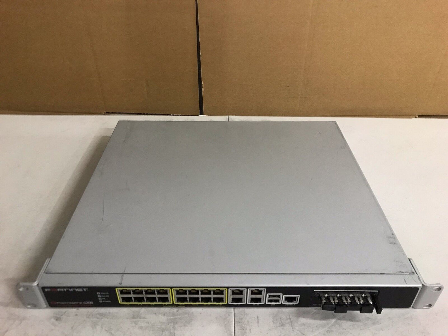 Fortinet FortiGate FG-620B 620B Security Appliance ASM-FB4 Module