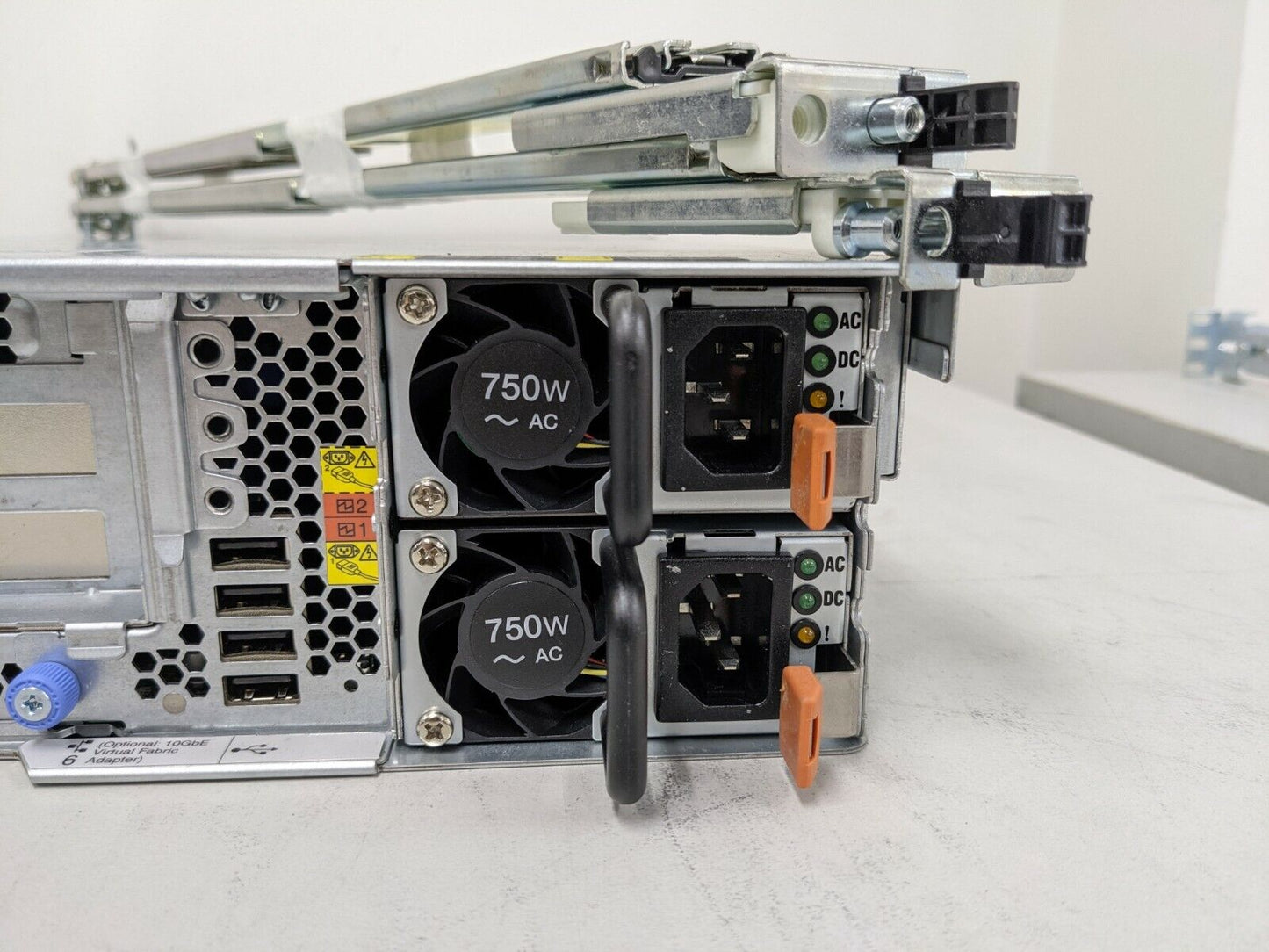 IBM X3650 M4 Server 2x E5-2640 12C 192GB RAM 6x 256GB 2x 512GB SSD M5110e Ctr