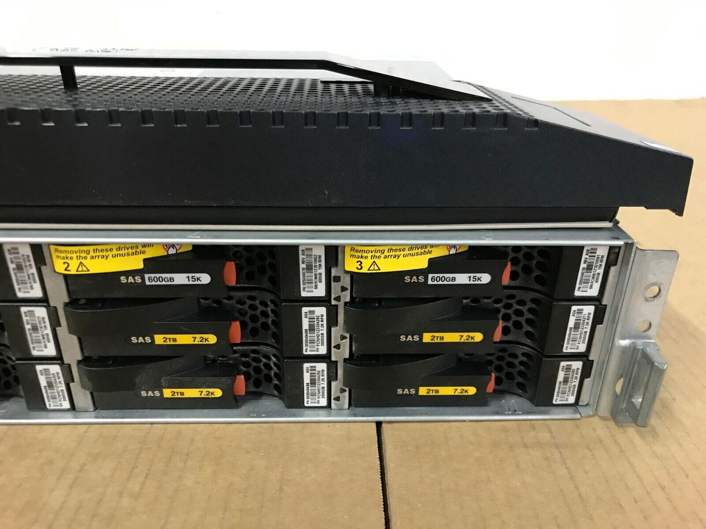 EMC VNXe3150 4 x 600GB 15K Flare 2x 600GB 005049039 6x 2TB SAS 7.2k 005049498