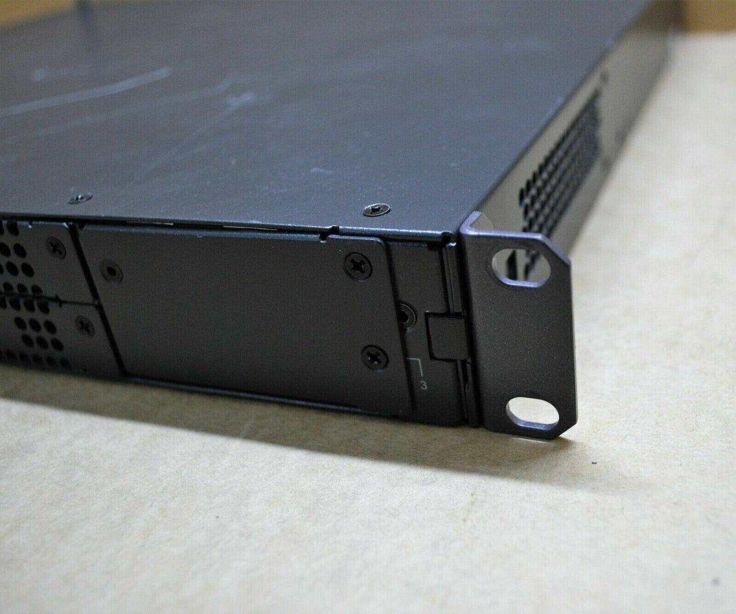 HP A-MSR 30-10 2-Port Gigabit Wired Router (JF816A) w/ Rack Mount