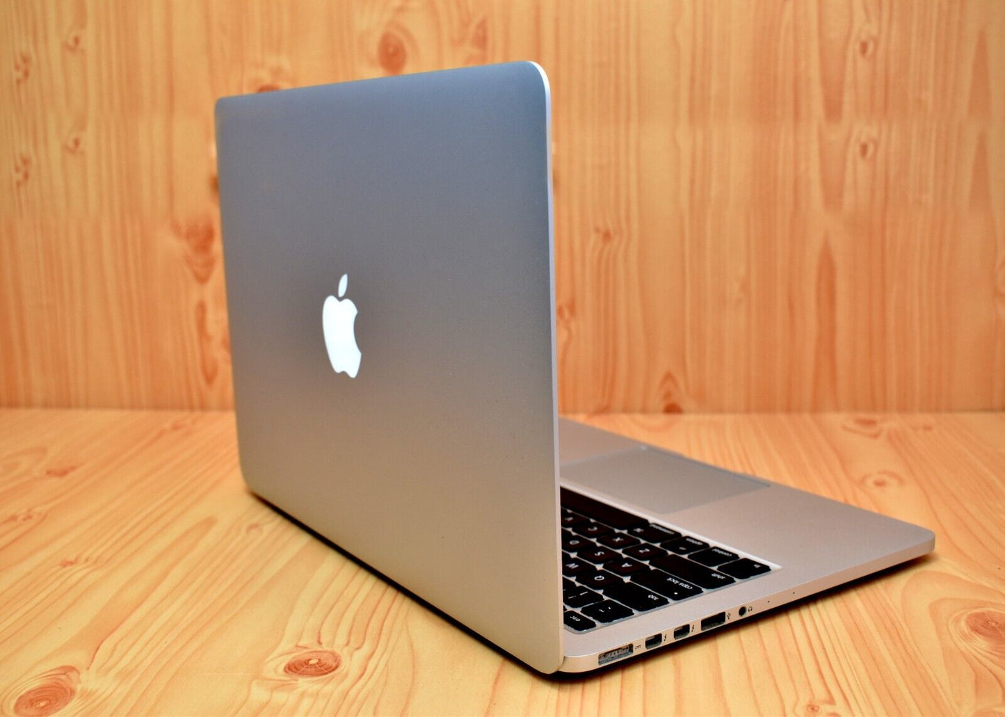 Apple A1502 MacBook Pro Early 2015 13.3" i7-5557U CPU 8GB RAM 512GB SSD Monterey