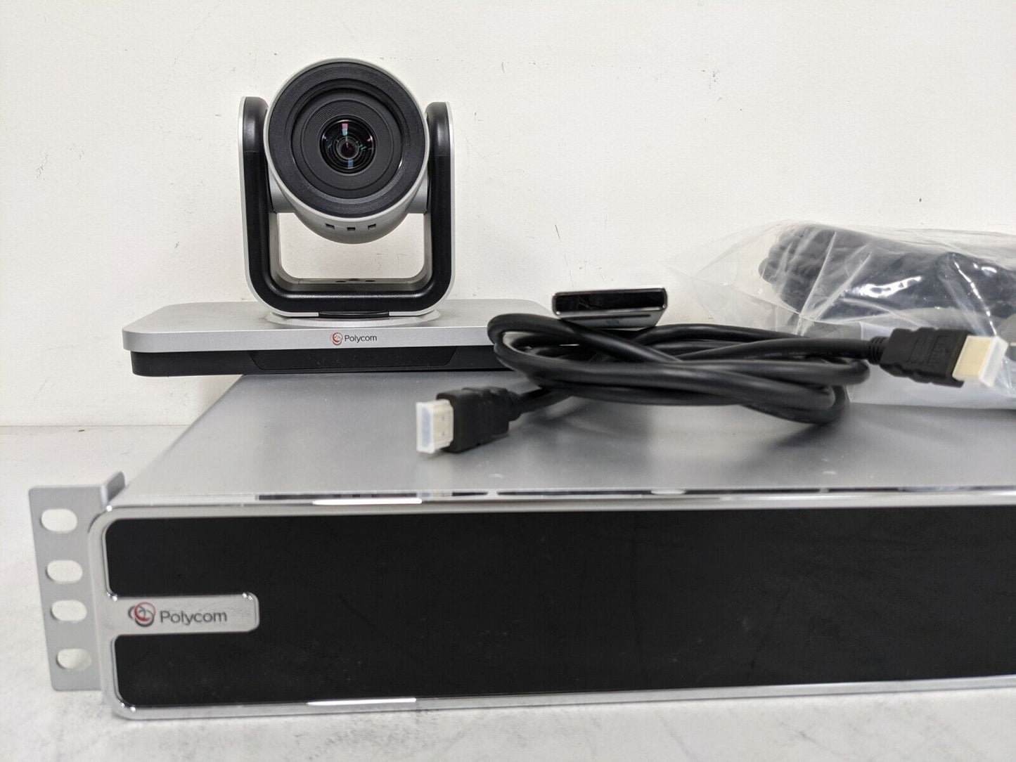 Polycom RealPresence Group 700 & MPTZ-10 1080 Camera Video Conference System