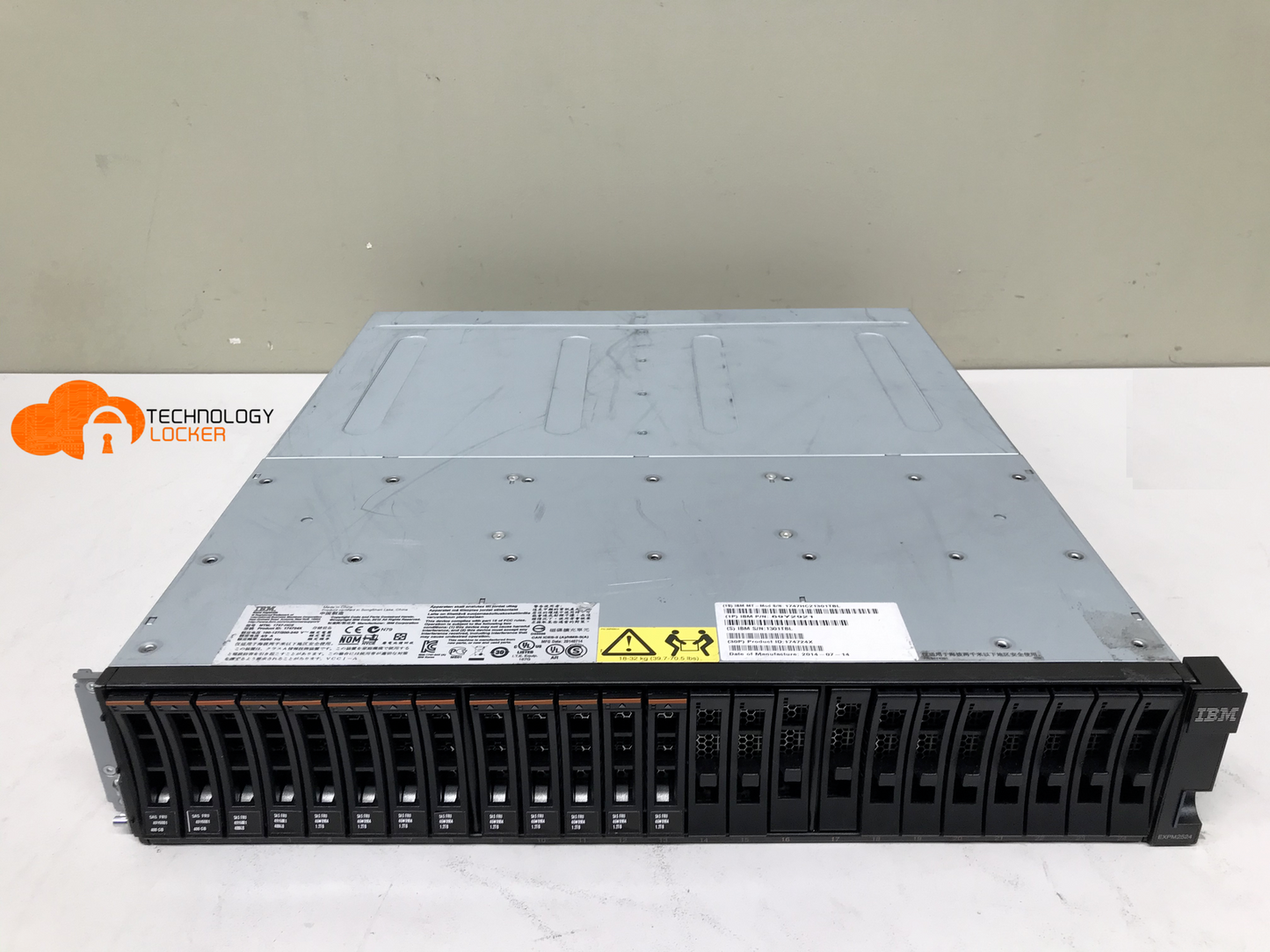 IBM EXP2524 1747-HC2 12.4TB 9 x 1.2TB 10K SAS 4 x 400GB SSD Storage Array