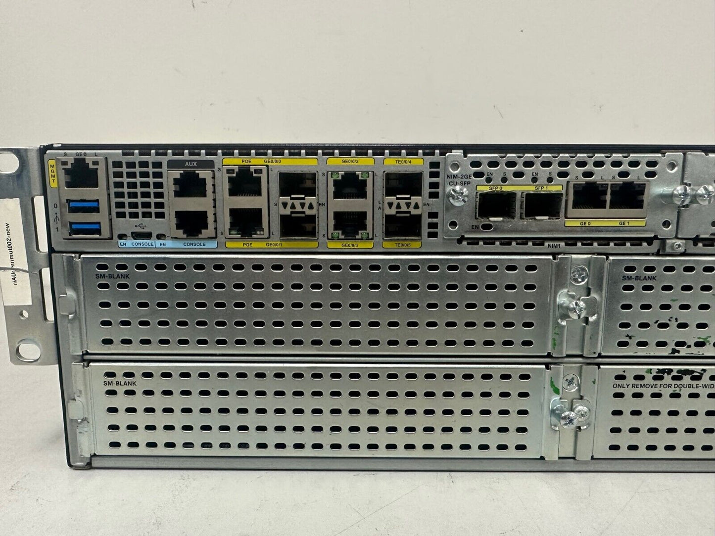 Cisco ISR4461/K9 Cisco 4400 Series Integrated Services Router NIM-2GE-CU-SFP