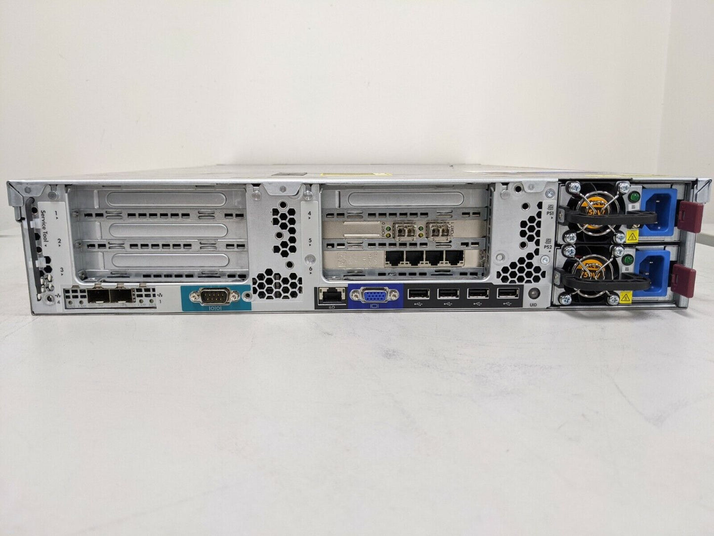 HP ProLiant DL380p G8 Server 2x CPU E5-2665 8C 128GB RAM SAS P420i Raid Control