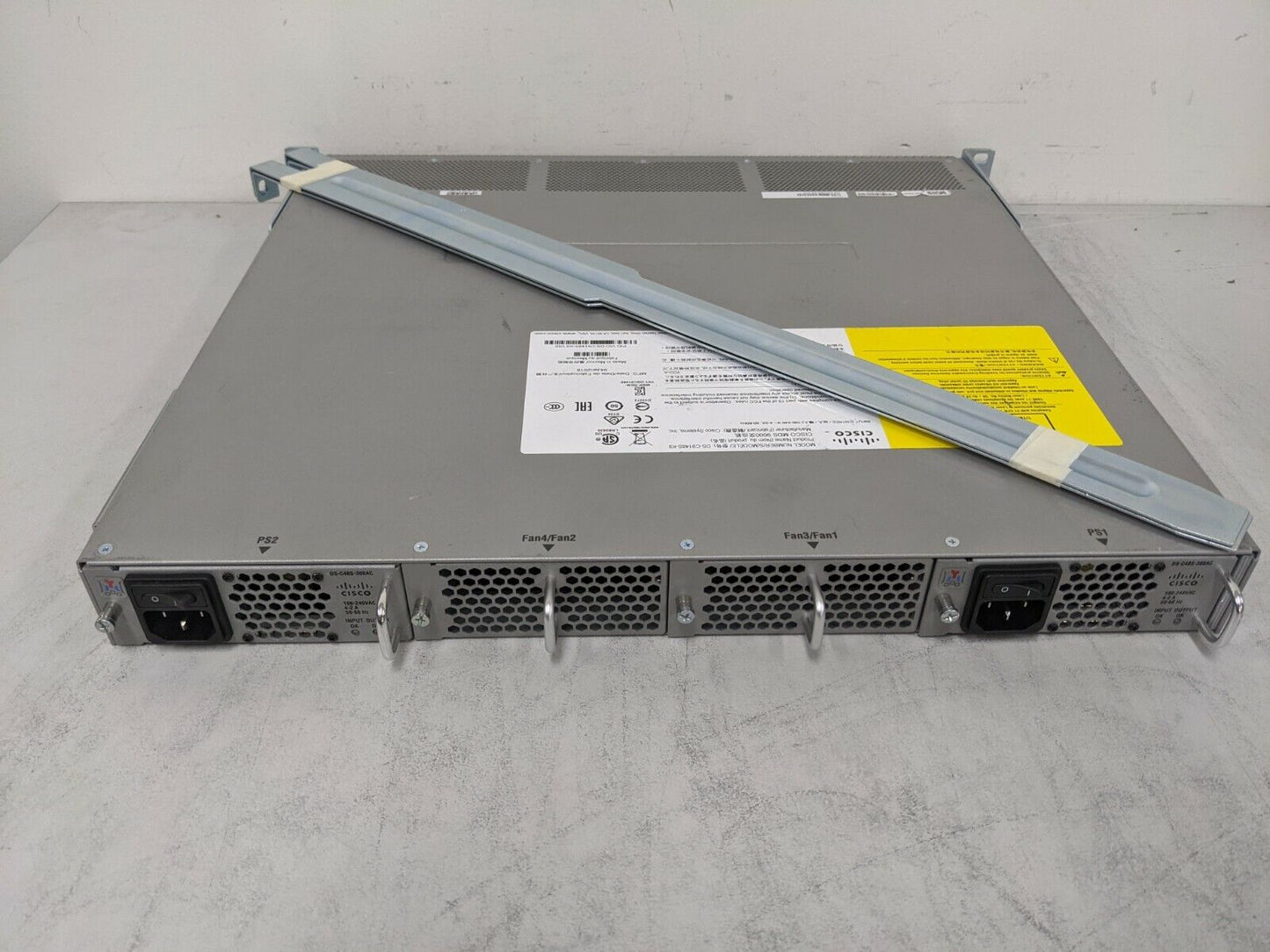 CISCO MDS DS-C9148S-12PK9 16G 12P-Active Multilayer Fabric Switch 12x 16Gb SFP+