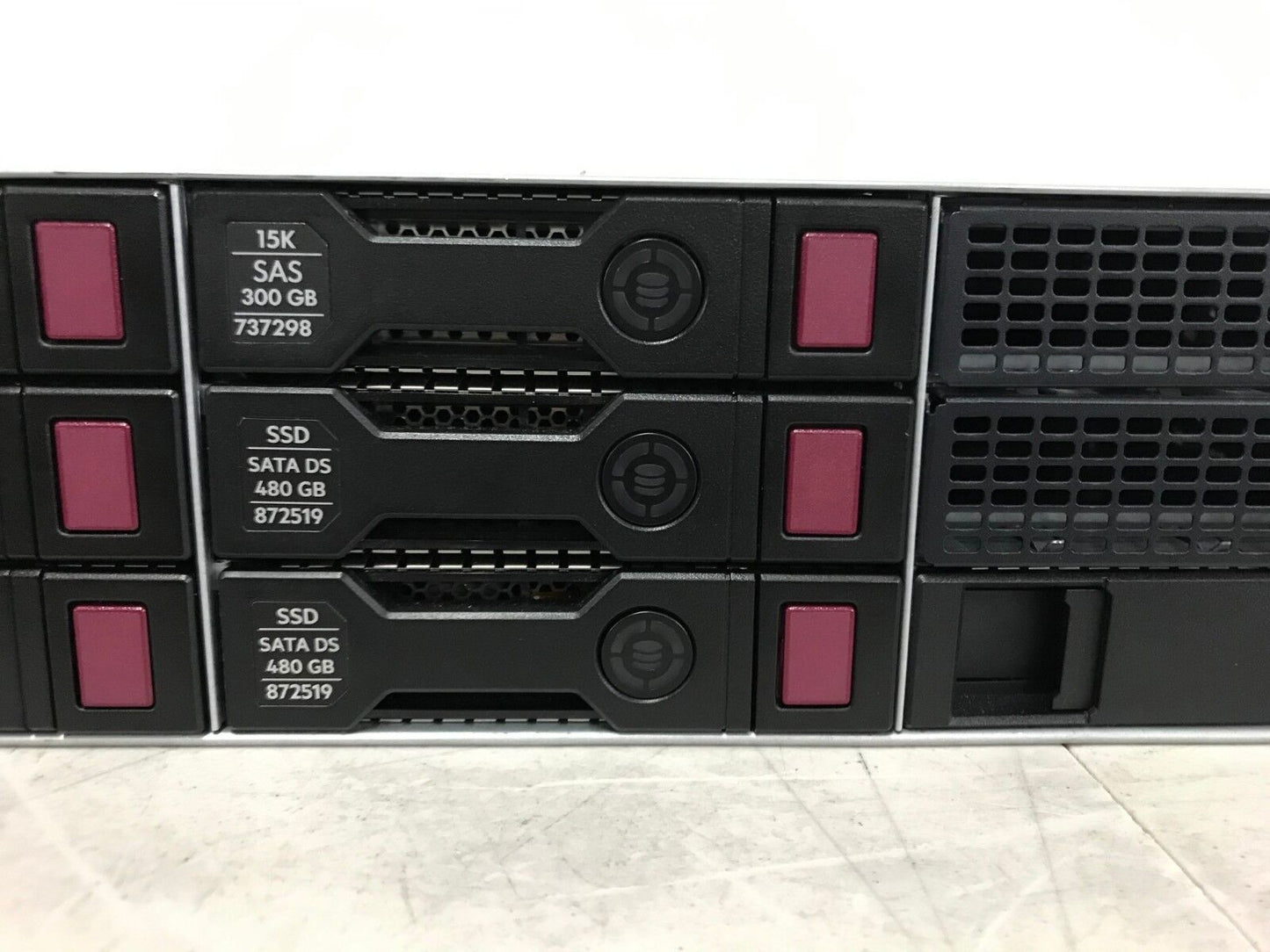HP DL180 G9 Server 2x CPU E5-2620 V4 @2.10Ghz 32GB RAM 2x 480GB SSD 2x 4TB B140i
