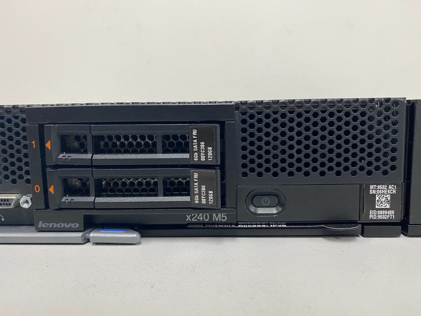 IBM Flex System x240 M5 2x CPU E5-2660 v3 512GB RAM 2x 120GB SSD 81Y8983 Grid K1