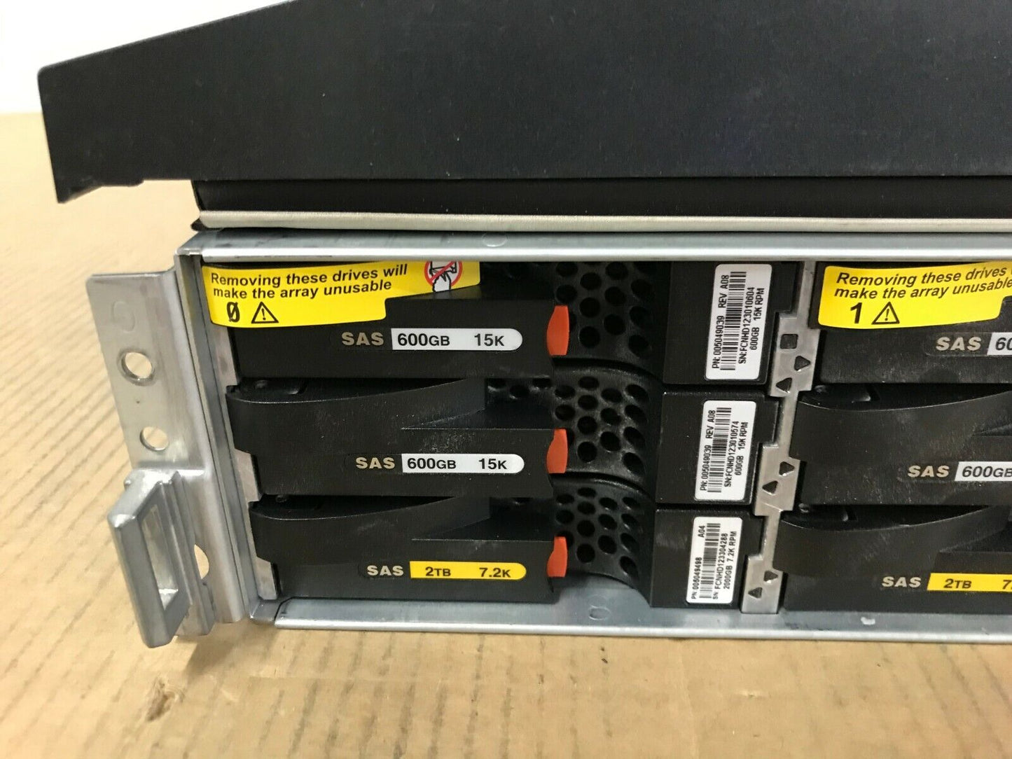 EMC VNXe3150 4 x 600GB 15K Flare 2x 600GB 005049039 6x 2TB SAS 7.2k 005049498