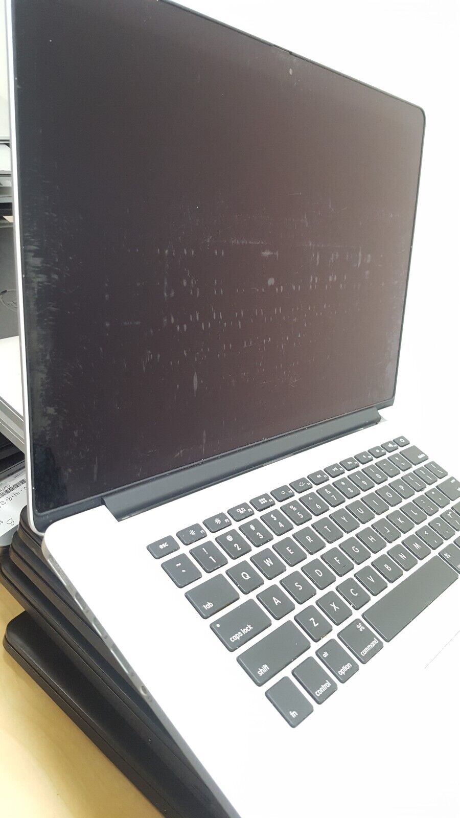 Apple A1398 MacBook Pro 15.4" 2014 i7-4770HQ 16GB RAM 256GB SSD Catalina Grade C