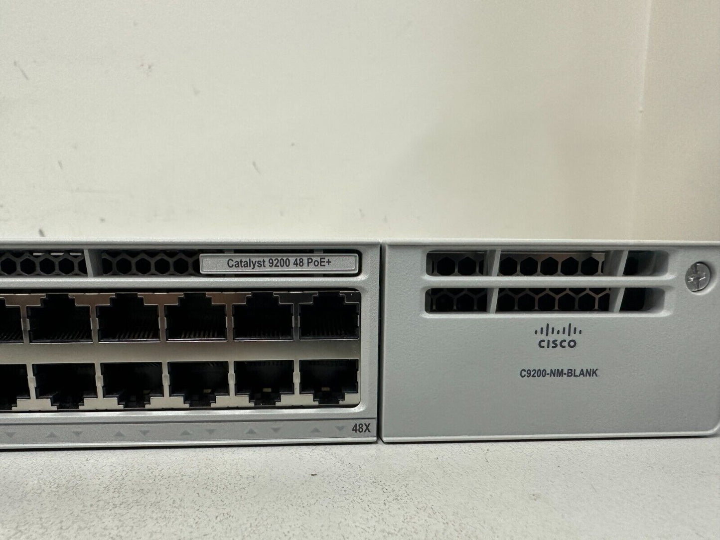 Cisco C9200-48P-E Catalyst Switch 48 Port Gig PoE+ with Mount Rack Mount & 1 PSU