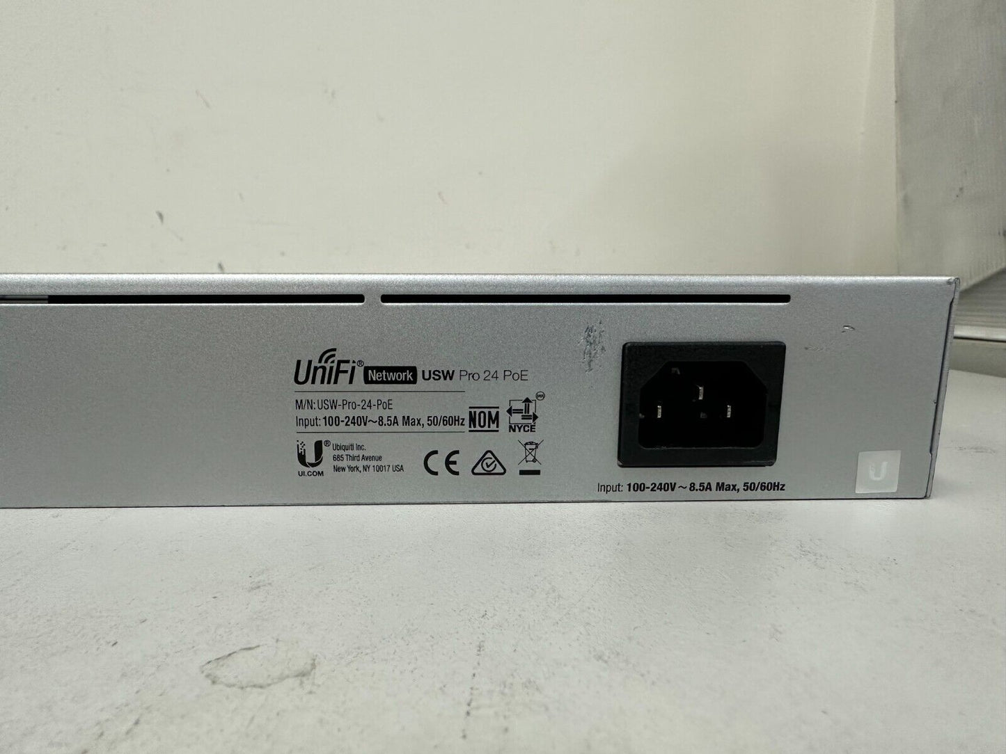 Ubiquiti UniFi Network Switch USW Pro 24 PoE USW-Pro-24-PoE Managed Gigabit