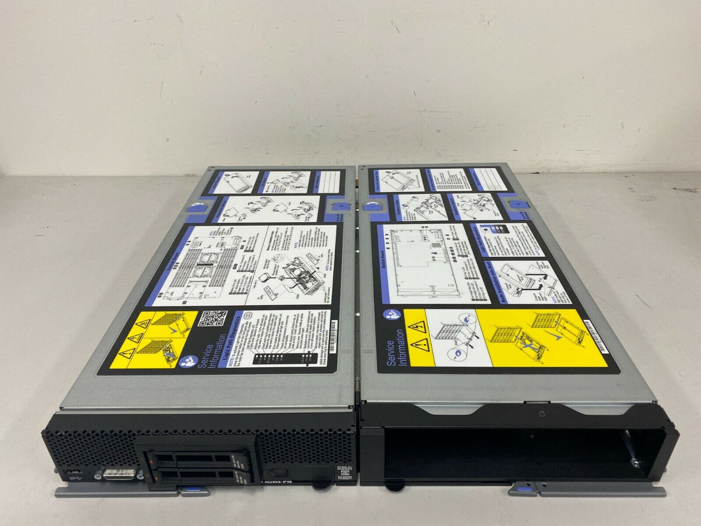IBM Flex System x240 M5 2x CPU E5-2660 v3 512GB RAM 2x 120GB SSD 81Y8983 Grid K1