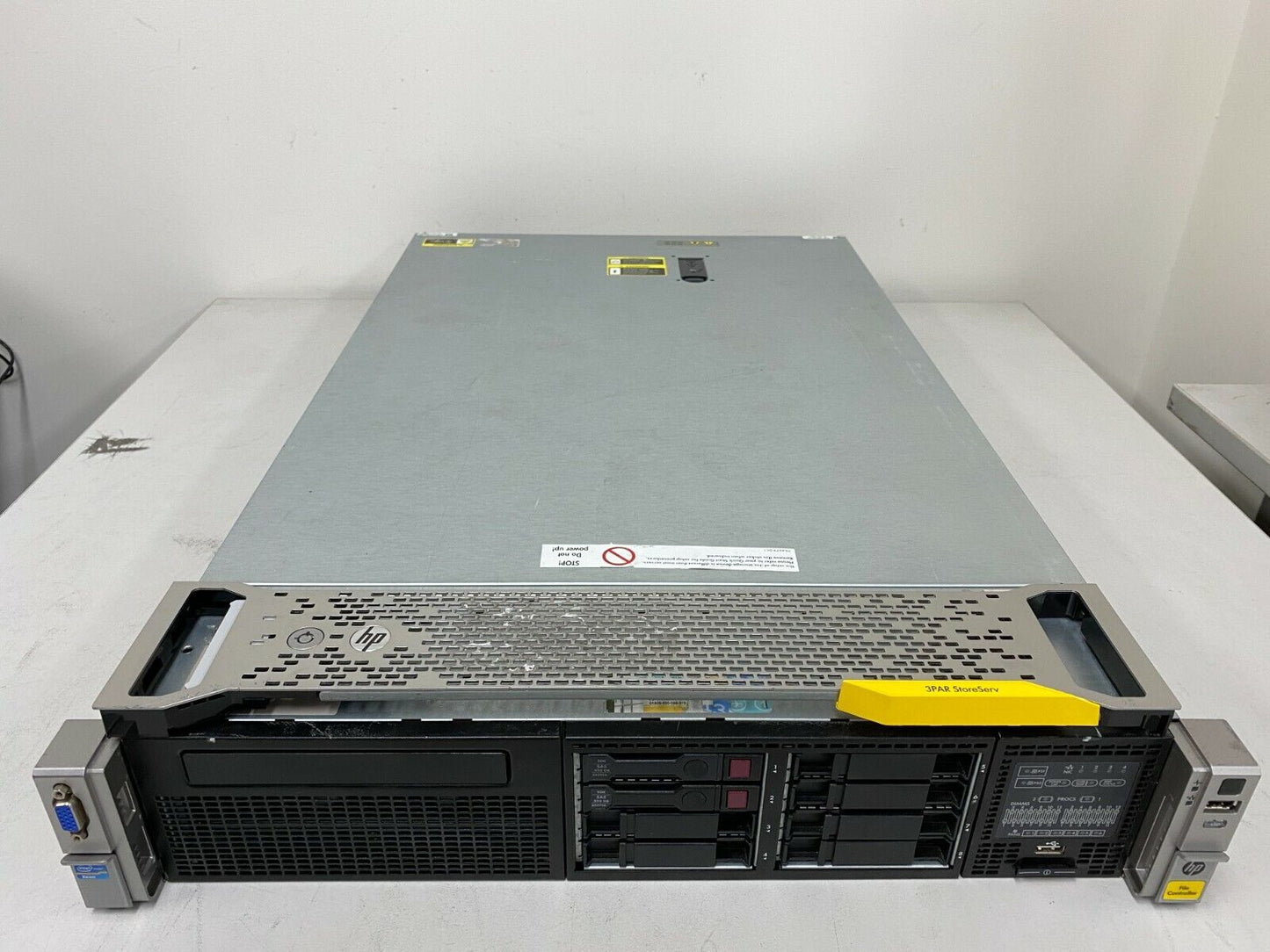 HP 3PAR StoreServ File Controller Server CPU E5-5609 16GB RAM 2x 450GB SAS P420i