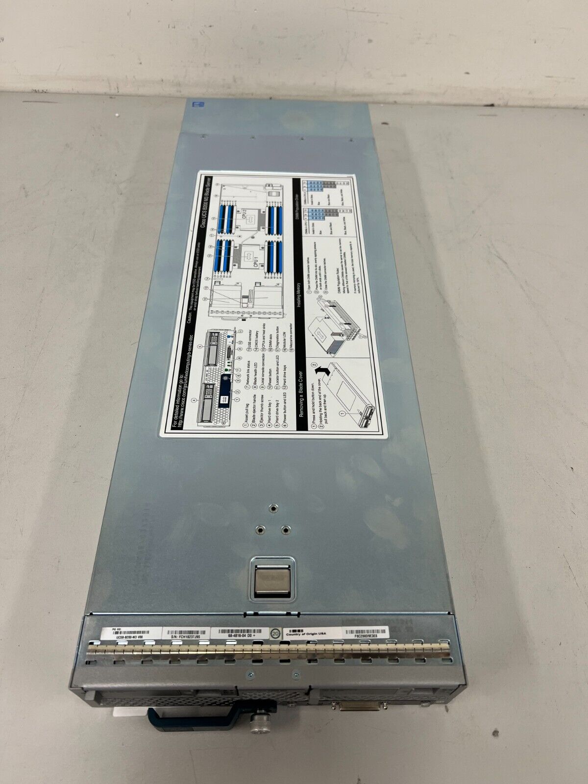 Cisco UCS B299 M3 Blade Server 2x E5-2667 v2 CPU 256GB RAM 2 x 100GB SSD