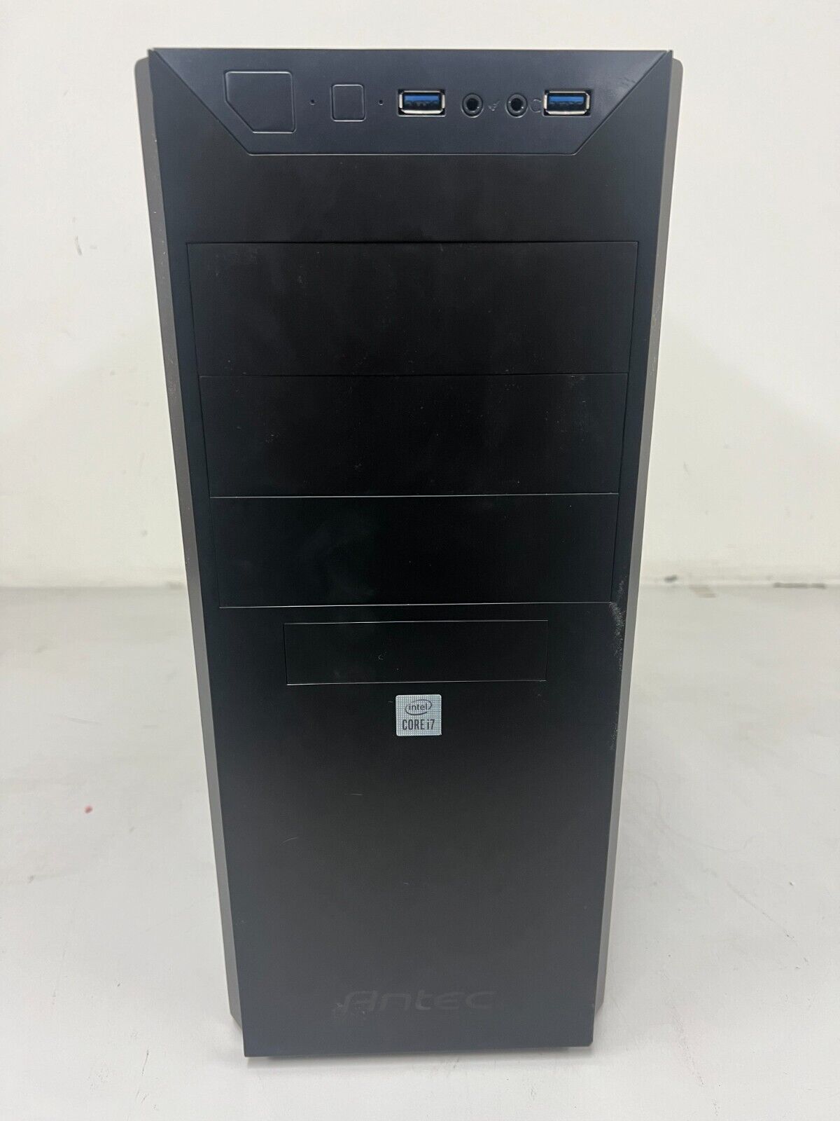 Gigabyte Z490 UD Gaming PC i7-10700F 32GB RAM 500GB SSD Quadro P1000 Win 11