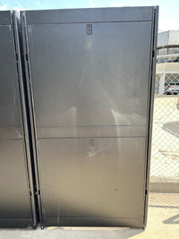 APC NetShelter SX 48RU Server Rack Locakable Cabinet 1070x600x1900mm